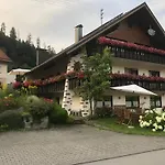 Haus Hubertus * Enzklösterle