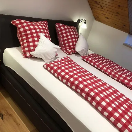 Haus Hubertus Apartment Enzklosterle