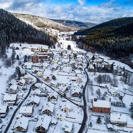 Haus Hubertus * Enzklösterle