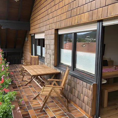 Apartment Haus Hubertus Enzklosterle